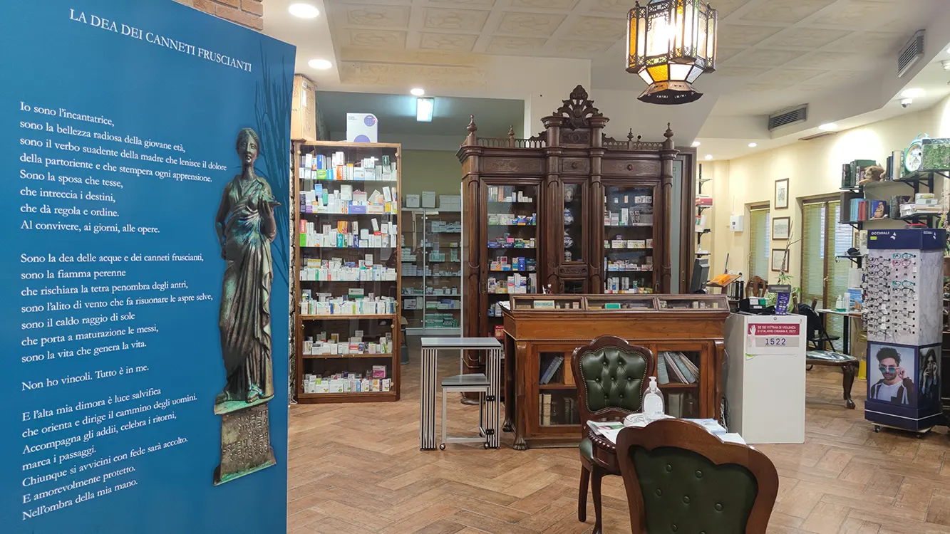 Farmacia-Fabrocini - interno